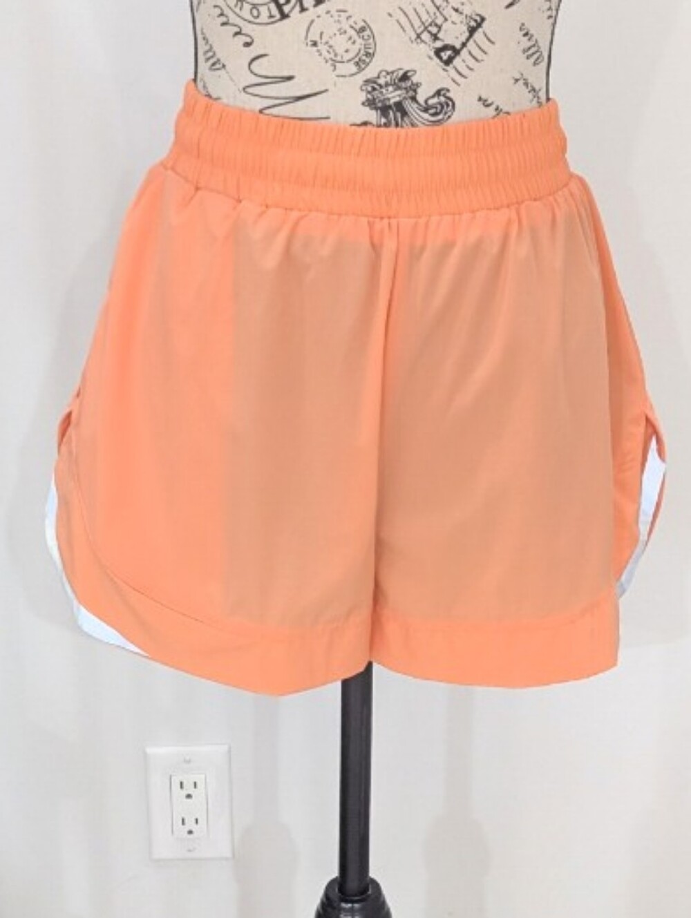 ALPHALETE | Women's Peach Infinity Stride Athletic Lined Running Shorts